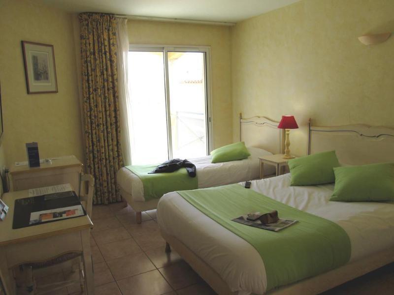 Hôtel Ariane Istres Exterior foto